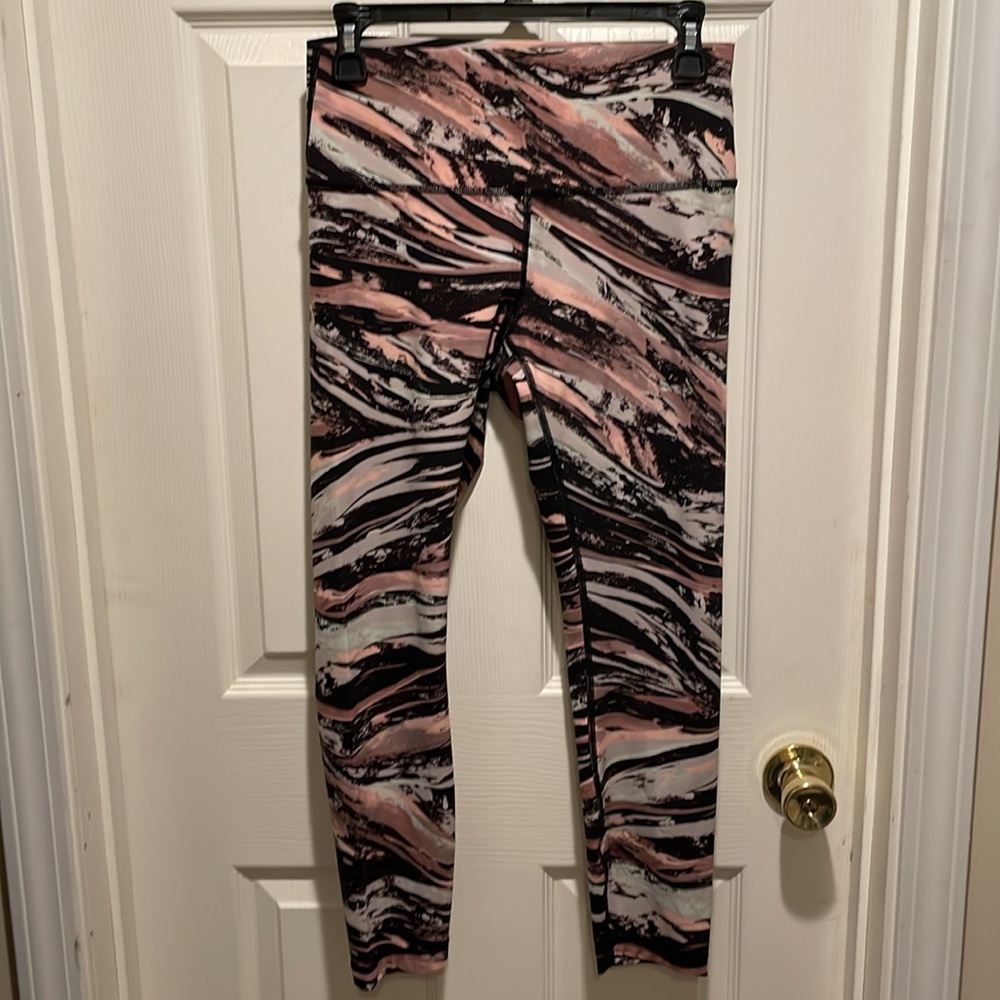Lululemon Wunder Under High-Rise 7/8 Tight *Full-On Luxtreme 25" - Picture 3 of 6